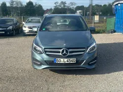 Mercedes B200