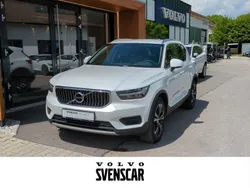 Weiss Gebraucht 2021 Volvo XC40 Inscription SUV | 32.990 € (Fairer Preis)