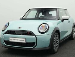 Grün Gebraucht 2024 Mini Cooper S Classic Kleinwagen | 24.708 € (Superpreis)