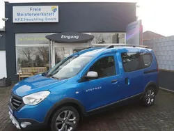Blau Gebraucht 2016 Dacia Dokker Stepway Van | 8.900 € (Guter Preis)
