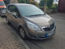 Braun Gebraucht 2010 Opel Meriva Edition Van / Kleinbus | 5.100 € (Fairer Preis)