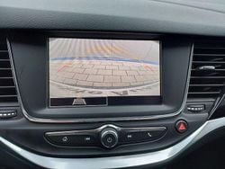 Schwarz Gebraucht 2020 Opel Astra Limousine | 10.790 € (Guter Preis)