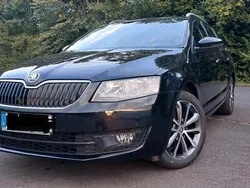 Schwarz Gebraucht 2017 Skoda Octavia Kombi | 13.800 € (Fairer Preis)