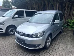 Reflexsilber metallic Gebraucht 2012 VW Caddy Trendline Van / Kleinbus | 9.900 € (Guter Preis)