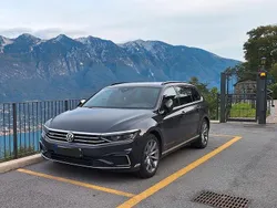 Grau Gebraucht 2020 VW Passat GTE Kombi | 24.900 € (Fairer Preis)