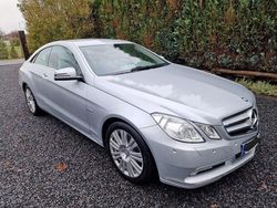 Silber Gebraucht 2010 Mercedes E250 Avantgarde Coupé | 13.900 € (Etwas zu teuer)