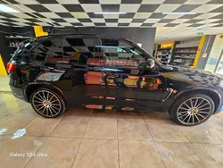Schwarz Gebraucht 2018 BMW X5 M Sport SUV | 28.500 € (Fairer Preis)
