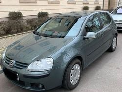 Grün Gebraucht 2004 VW Golf Trendline Limousine | 1.500 € (Guter Preis)