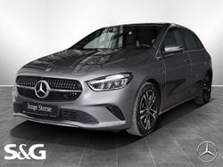 Metalliclack mountaingrau Gebraucht 2024 Mercedes B180 Progressive Van / Kleinbus | 29.480 € (Superpreis)