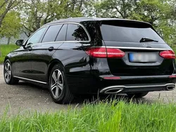 Schwarz Gebraucht 2018 Mercedes E220 Avantgarde Kombi | 17.450 € (Guter Preis)