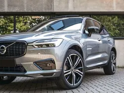 Grau Gebraucht 2022 Volvo XC60 R-Design SUV | 40.000 €