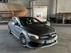 Silber Gebraucht 2018 Mercedes CLA45 AMG Shooting Brake AMG Kombi | 27.500 € (Fairer Preis)