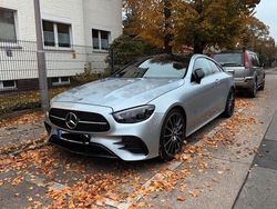 Silber Gebraucht 2021 Mercedes E220 AMG line Coupé | 43.200 € (Etwas zu teuer)