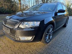 Schwarz Gebraucht 2014 Skoda Octavia Ambition Kombi | 8.900 € (Fairer Preis)