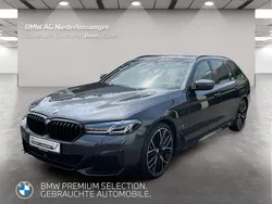 Grau Gebraucht 2022 BMW 540 Shadowline Kombi | 54.490 € (Etwas zu teuer)