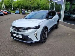 Weiß Gebraucht 2024 Renault Scénic Iconic Van / Kleinbus | 46.900 € (Etwas zu teuer)