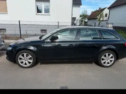 Schwarz Gebraucht 2011 Audi A4 Ambiente Kombi | 6.000 € (Fairer Preis)