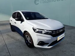 Weiß Gebraucht 2024 Dacia Sandero Essentiel Kleinwagen | 15.088 € (Fairer Preis)