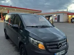 Grün Gebraucht 2016 Mercedes Vito Van / Kleinbus | 8.200 €