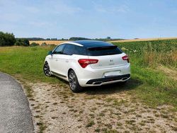 Weiß Gebraucht 2014 DS Automobiles DS5 Kleinwagen | 10.999 €