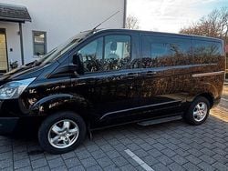 Schwarz Gebraucht 2016 Ford Tourneo Van / Kleinbus | 15.990 € (Guter Preis)