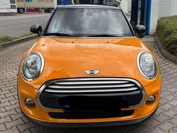 Orange Gebraucht 2015 Mini Cooper Kleinwagen | 10.600 € (Guter Preis)