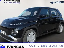 Abyss black Gebraucht 2025 Hyundai Inster Select Kleinwagen | 21.590 € (Guter Preis)