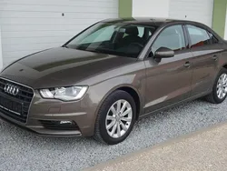 Grau Gebraucht 2016 Audi A3 Attraction Limousine | 13.499 € (Guter Preis)