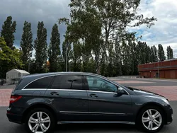 Grau Gebraucht 2010 Mercedes R350 Van / Kleinbus | 12.750 € (Etwas zu teuer)