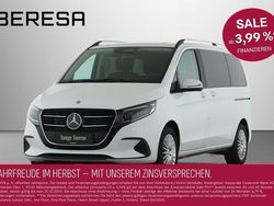 Bergkristallweiß Gebraucht 2024 Mercedes V250 Style Van / Kleinbus | 71.180 € (Guter Preis)