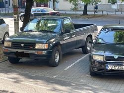 Grün Gebraucht 1993 Toyota HiLux Abholung | 5.800 €