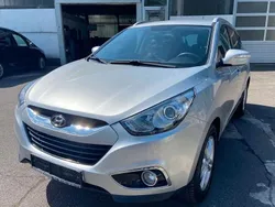 Silber Gebraucht 2013 Hyundai Tucson SUV | 10.900 € (Teuer)