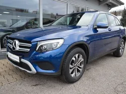 Brilliantblau metallic Gebraucht 2018 Mercedes GLC250 SUV | 24.990 € (Superpreis)
