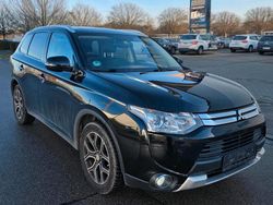 Schwarz Gebraucht 2015 Mitsubishi Outlander SUV | 6.700 € (Etwas zu teuer)