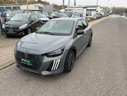 Grau Gebraucht 2024 Peugeot 208 GT Kleinwagen | 19.699 € (Teuer)