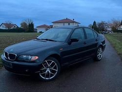 Schwarz Gebraucht 2004 BMW 320 Basis Limousine | 1.700 € (Superpreis)