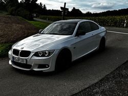 Weiß Gebraucht 2011 BMW 335 M Performance Coupé | 19.900 € (Fairer Preis)