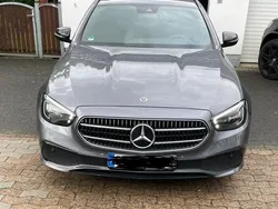 Grau Gebraucht 2020 Mercedes E220 Kombi | 35.000 € (Fairer Preis)