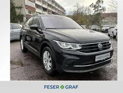 Deep black perleffekt Gebraucht 2024 VW Tiguan Move SUV | 32.950 € (Superpreis)