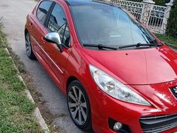 Rot Gebraucht 2010 Peugeot 207 Premium Limousine | 19.500 €