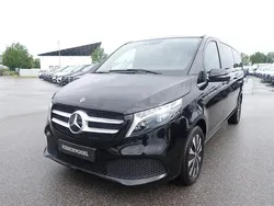 Schwarz Gebraucht 2023 Mercedes V300 Avantgarde Van / Kleinbus | 57.690 €