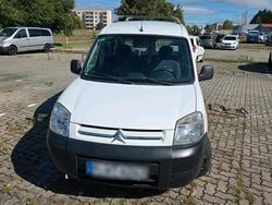 Weiß Gebraucht 2010 Citroën Berlingo Van / Kleinbus | 2.500 € (Guter Preis)