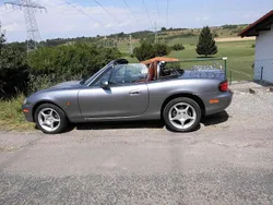 Silber Gebraucht 2002 Mazda MX5 Cabrio | 8.500 € (Etwas zu teuer)