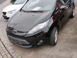 Schwarz Gebraucht 2009 Ford Fiesta Kleinwagen | 3.880 €