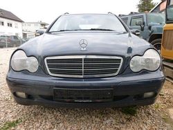 Blau Gebraucht 2004 Mercedes C220 Elegance Kombi | 1.400 € (Superpreis)