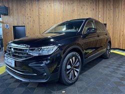 Schwarz Gebraucht 2024 VW Tiguan Move SUV | 31.750 € (Fairer Preis)