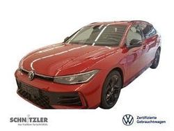 Rot Gebraucht 2025 VW Passat Style Limousine | 41.950 € (Superpreis)