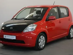 Rot Gebraucht 2006 Daihatsu Sirion Kleinwagen | 2.249 € (Etwas zu teuer)
