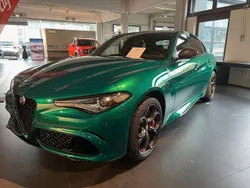Grün Gebraucht 2021 Alfa Romeo Giulia Quadrifoglio Limousine | 74.700 €