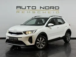 Weiß Gebraucht 2023 Kia Stonic 2 SUV | 19.990 € (Fairer Preis)